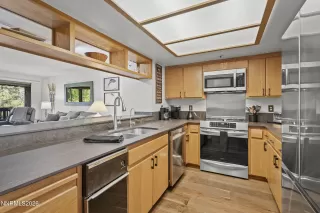 Photo #6: 260004849 Listing 