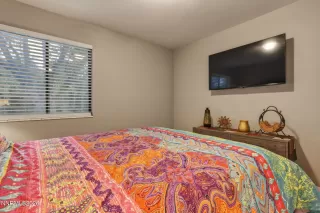 Photo #5: 260004880 Listing 