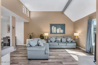 Photo #4: 260004889 Listing 