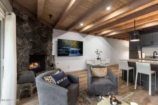 Photo #2: 260004894 Listing 