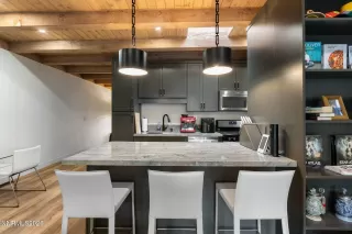 Photo #6: 260004894 Listing 