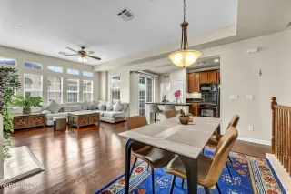 Photo #4: 260004933 Listing 