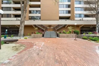 Photo #2: 260005027 Listing 