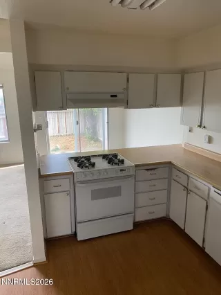 Photo #4: 260005066 Listing 