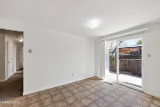 Photo #5: 260005090 Listing 