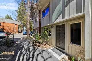 Photo #2: 260005134 Listing 