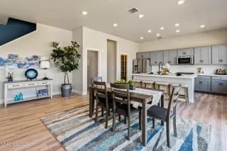 Photo #1: 260005157 Listing 