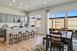 Photo #3: 260005157 Listing 