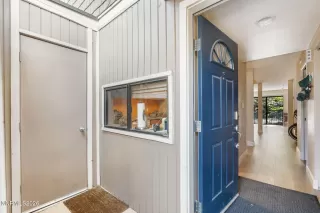 Photo #2: 260005208 Listing 