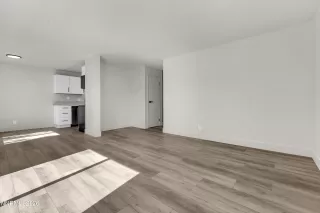 Photo #3: 260005232 Listing 