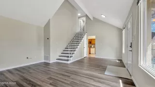 Photo #2: 260005271 Listing 