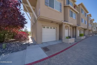 Photo #1: 260005334 Listing 