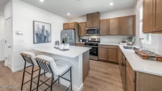 Photo #3: 260005357 Listing 