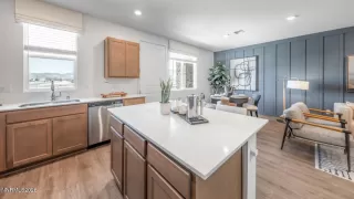 Photo #6: 260005357 Listing 