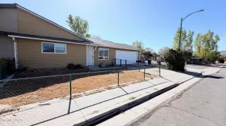 Photo #1: 260005382 Listing 