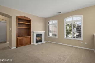 Photo #4: 260005413 Listing 