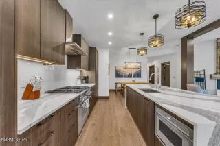 Photo #5: 260005436 Listing 