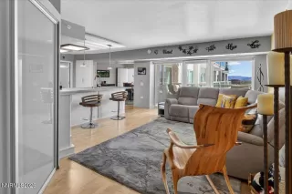 Photo #2: 260005474 Listing 