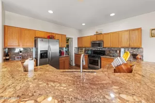 Photo #4: 260005525 Listing 