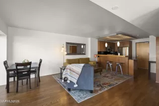 Photo #1: 260005538 Listing 