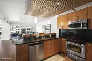 Photo #6: 260005538 Listing 