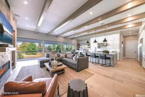 Photo #2: 260005548 Listing 