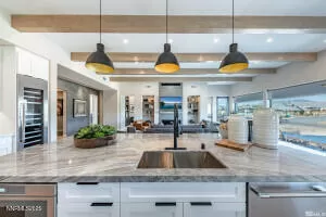 Photo #3: 260005548 Listing 