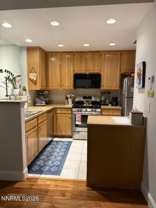 Photo #6: 260005587 Listing 