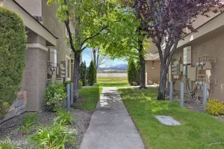 Photo #2: 260005618 Listing 