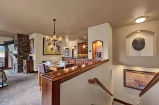 Photo #4: 260005618 Listing 