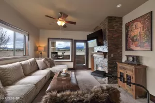 Photo #6: 260005618 Listing 