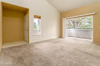 Photo #4: 260005627 Listing 