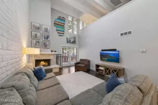 Photo #2: 260005631 Listing 