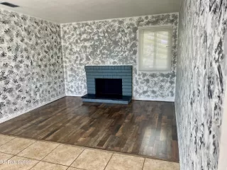 Photo #5: 260005642 Listing