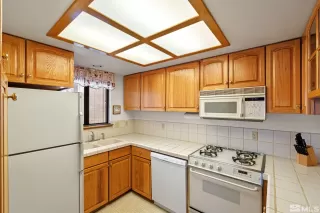 Photo #3: 260005645 Listing 