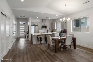 Photo #4: 260005660 Listing 