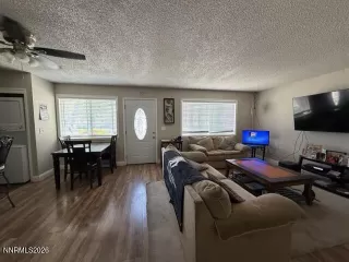 Photo #2: 260005677 Listing 