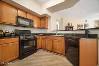 Photo #6: 260005678 Listing 