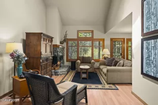 Photo #6: 260005706 Listing 