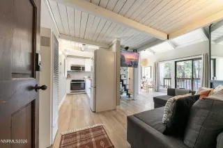 Photo #2: 260005716 Listing 