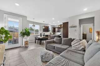 Photo #1: 260005735 Listing 