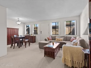 Photo #3: 260005748 Listing 