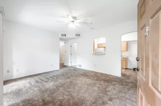 Photo #2: 260005773 Listing 