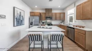 Photo #4: 260005789 Listing 