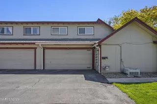 Photo #3: 260005805 Listing
