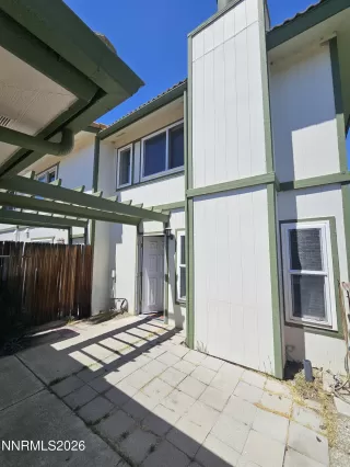 Photo #1: 260005848 Listing