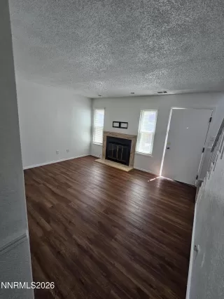 Photo #3: 260005848 Listing