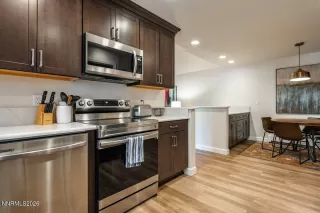 Photo #4: 260005857 Listing 