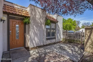 Photo #1: 260005867 Listing 
