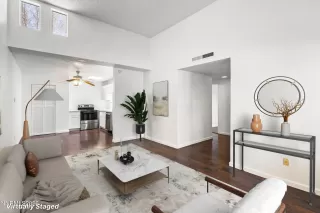 Photo #3: 260005867 Listing 